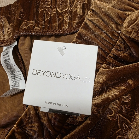 NEW Beyond Yoga Velvet Burnout Brown Patterned Boho Best Dressed Pants Size XL - Picture 13 of 13